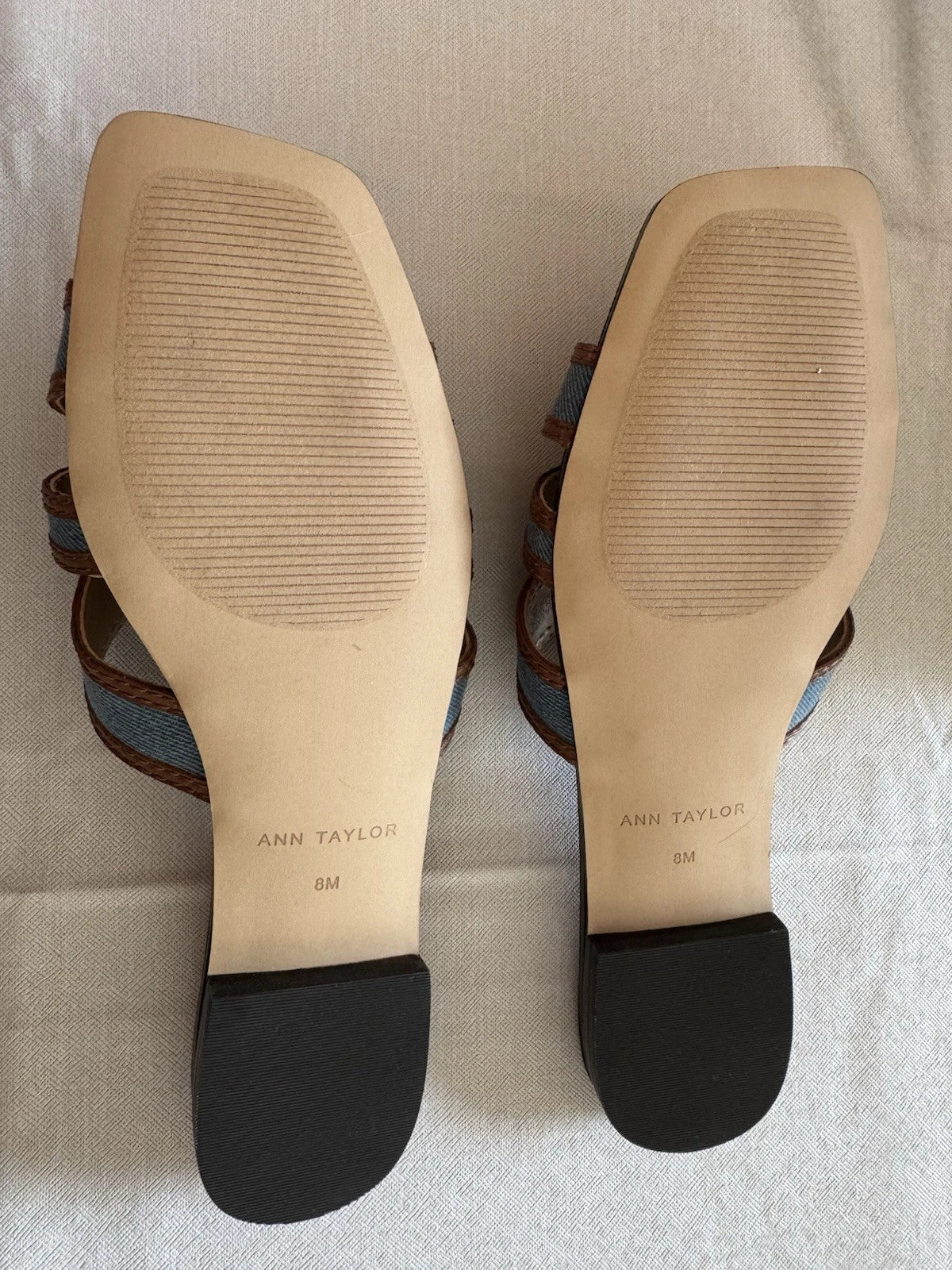 New Anne Taylor Size 8 Soft Denim Blue Slides style# 837841