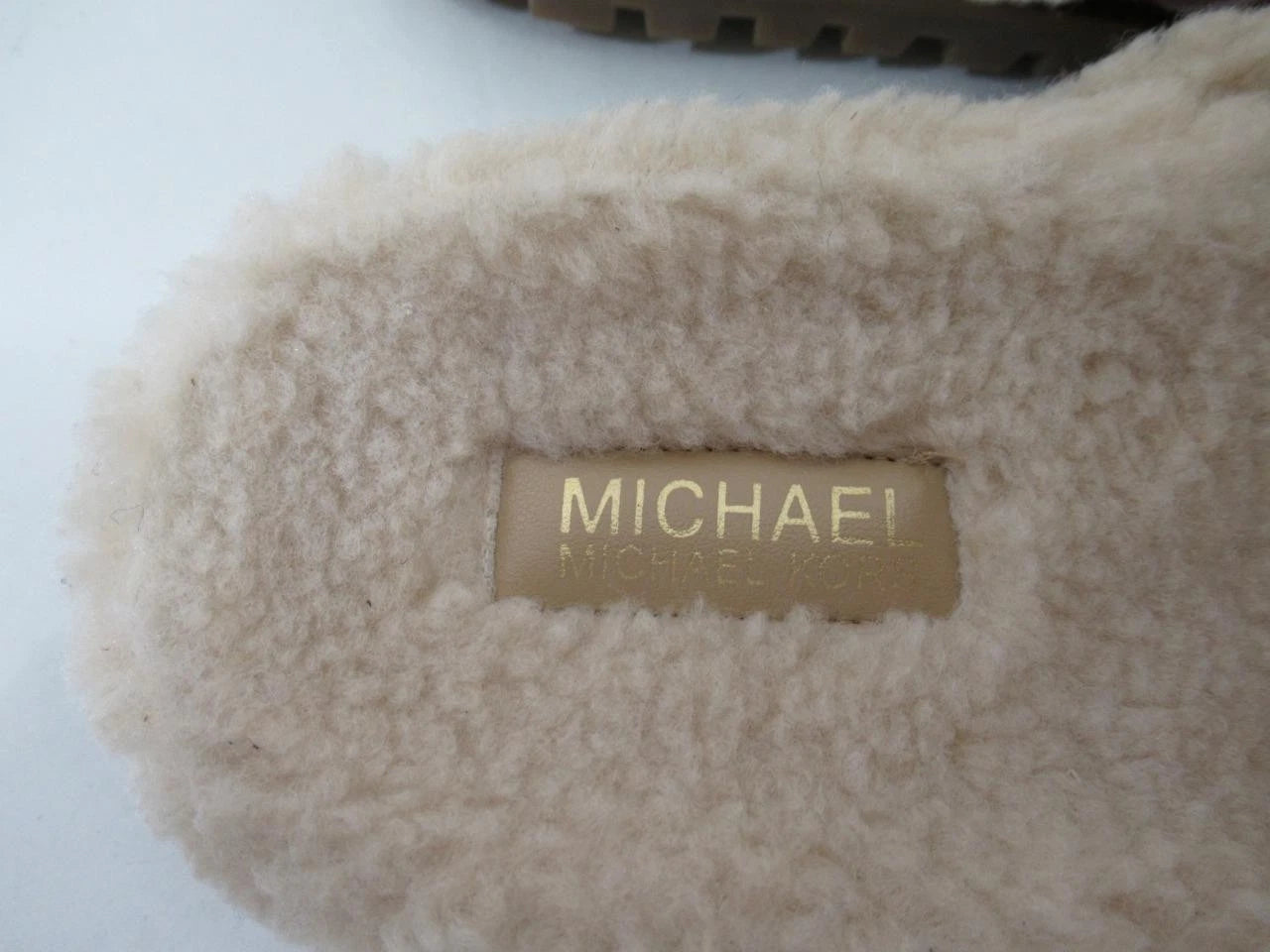 Michael Kors Judd Closed Toe Suede Lug Sole Slide MK Logo Fawn Light Pink Size 7