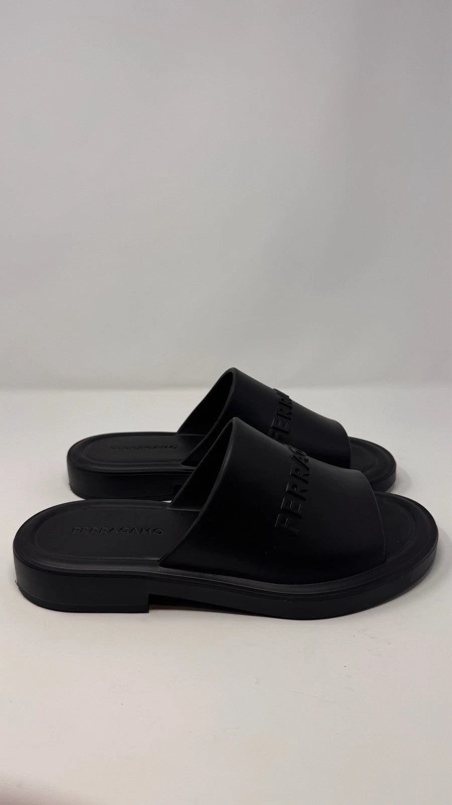 Salvatore Ferragamo Women’s Jelly Black Slide Sanal Size 9