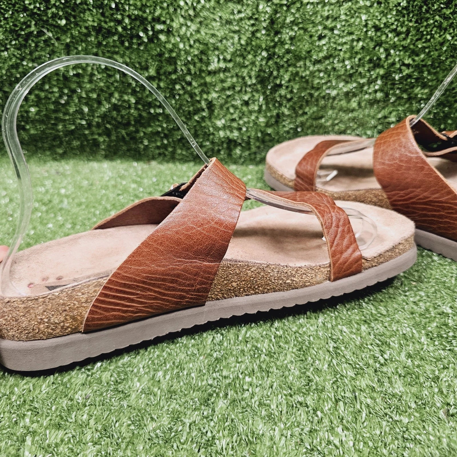 Mephisto Helen Brown Leather Toe Loop Flat Women Sandals Womens EU 38 US 8