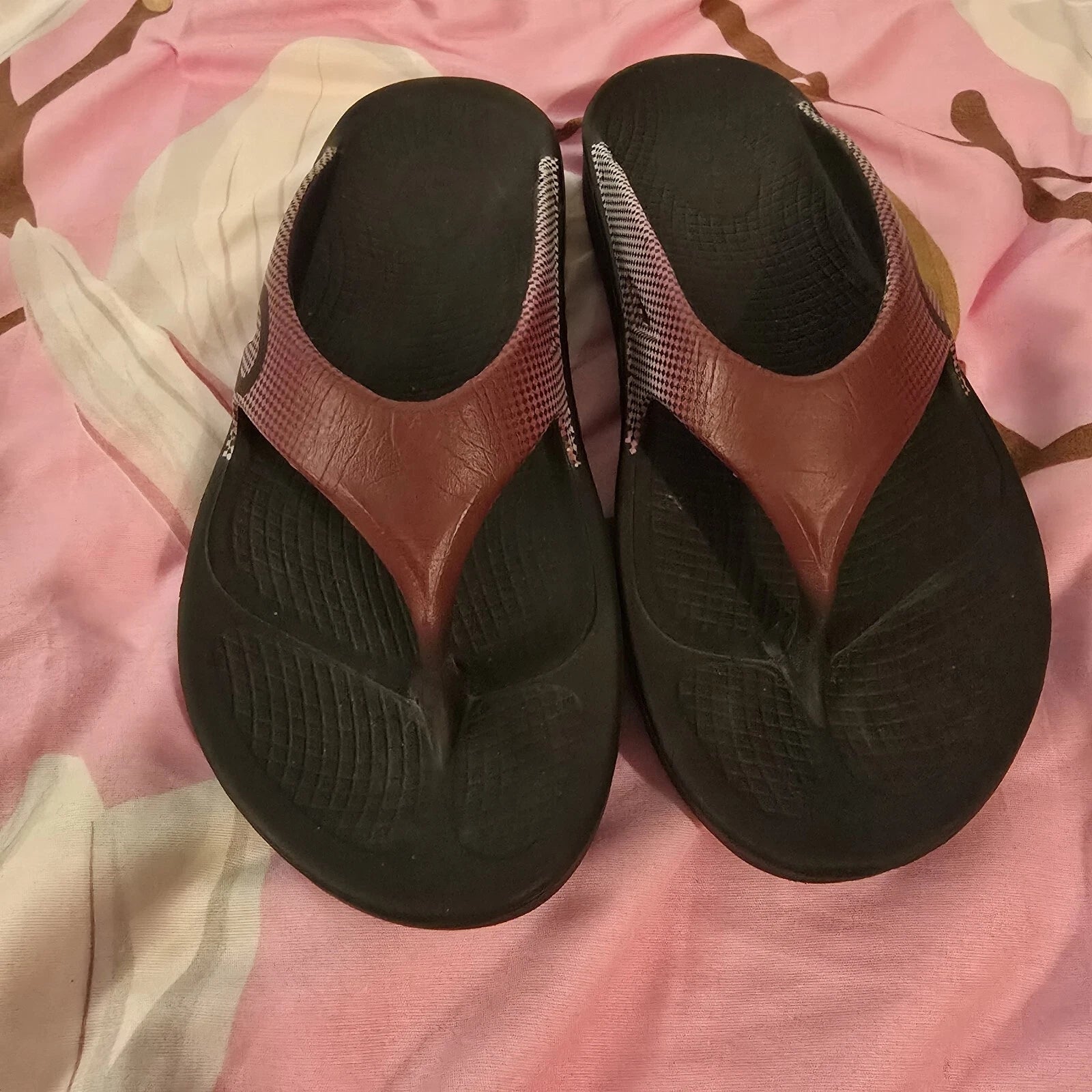 oofos womens 8 Ooriginal Sport Thong Slide New Style 39 EU