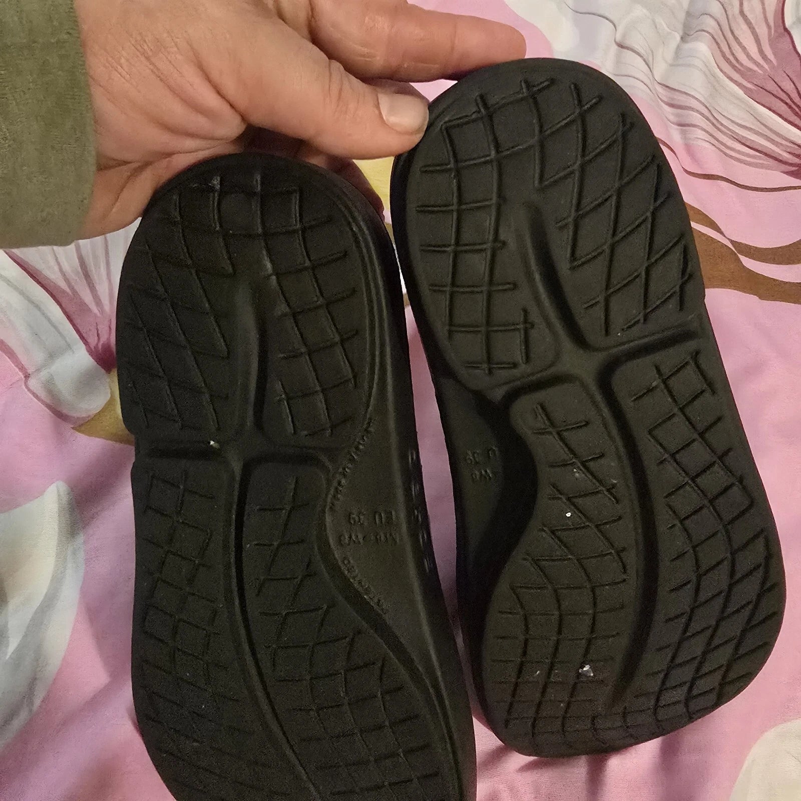 oofos womens 8 Ooriginal Sport Thong Slide New Style 39 EU