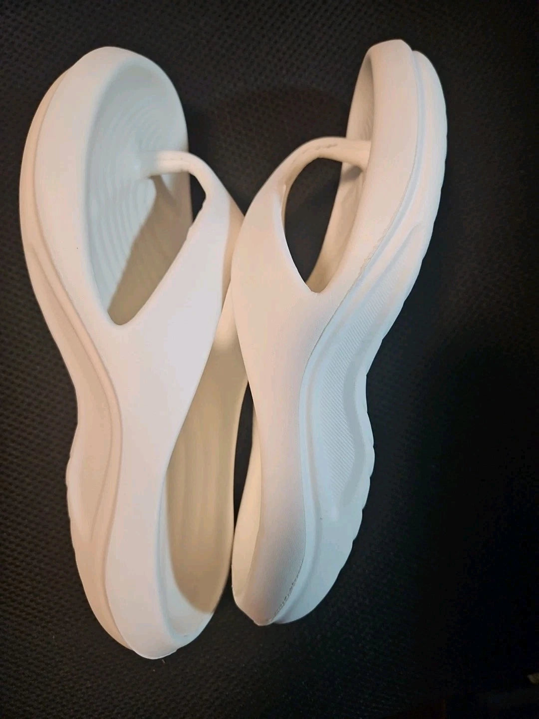 New Womens Size 7.5 - 8 (38-39) Fashion Slides Comfy & Soft, White