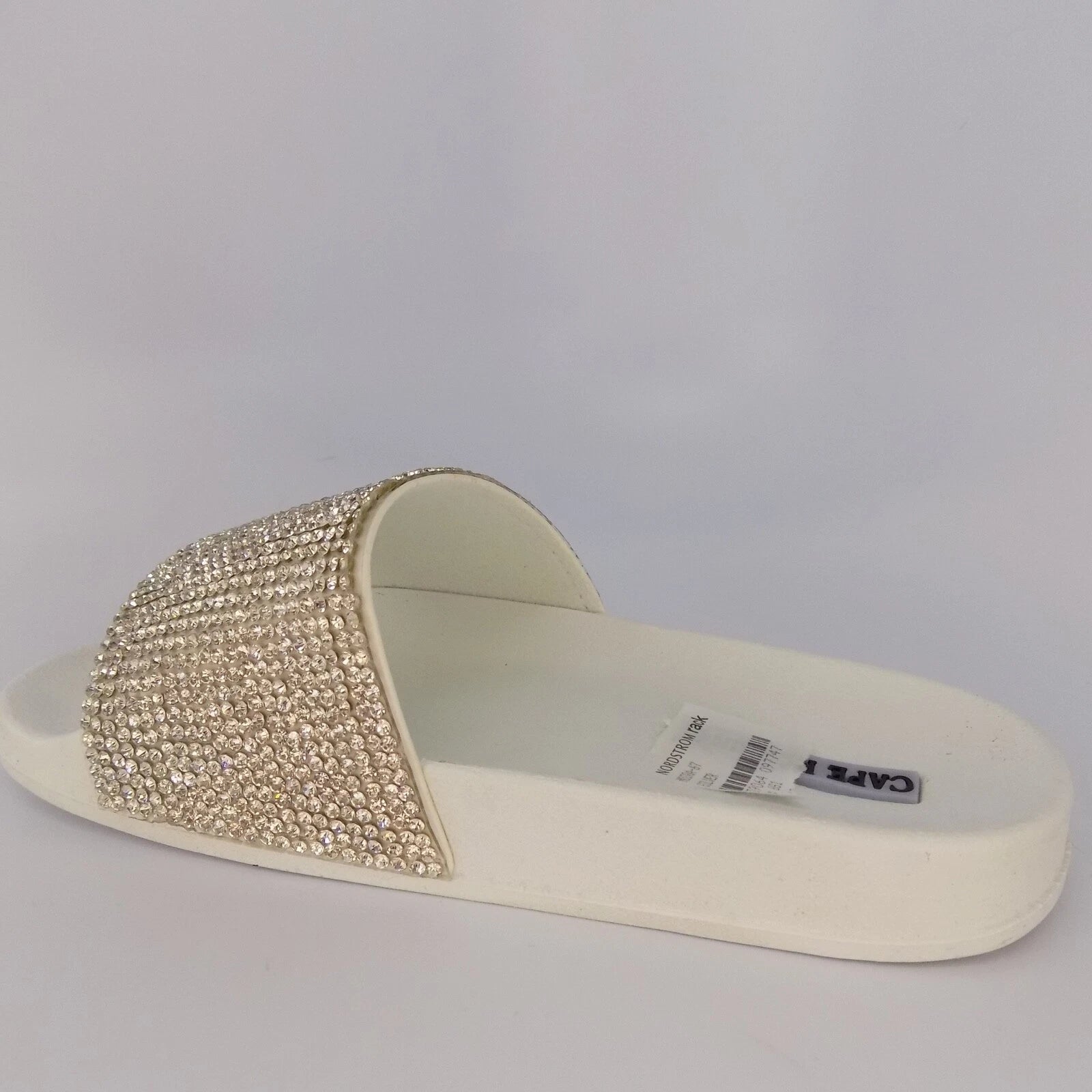 NEW! Cape Robbin Moira Slide Pool Fashion Sandals Women Size 6.0 M, White Silver