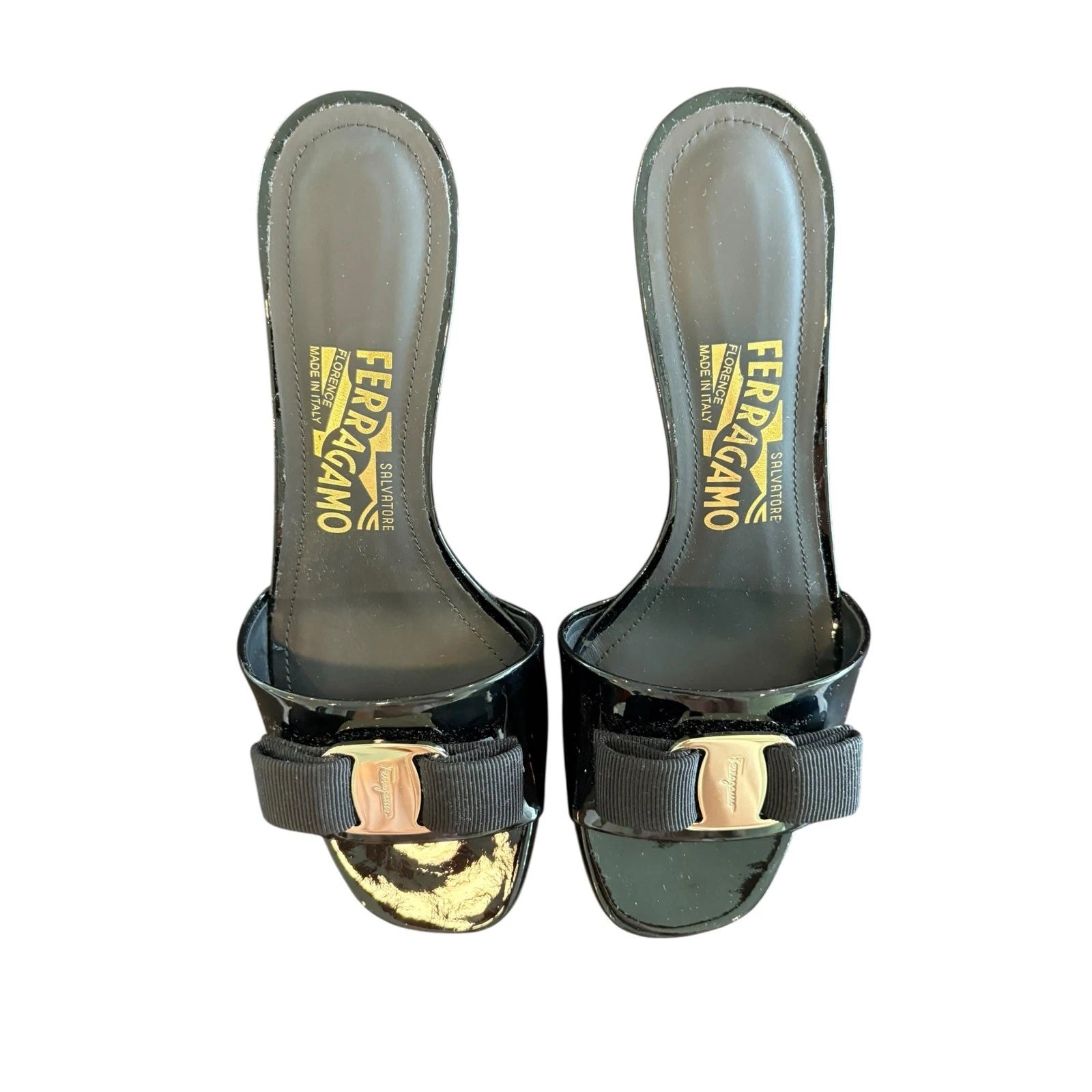 Salvatore Ferragamo Glo Sandals Kitten Heel Vara Bow Slide Patent Leather Sz 6.5