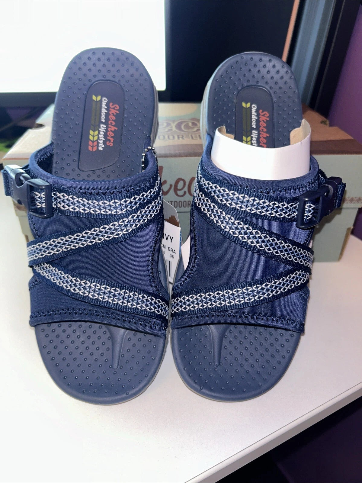 NWB Skechers Women's Reggae Slide Thru NAVY Slide Sandals Size 7 Style 163348