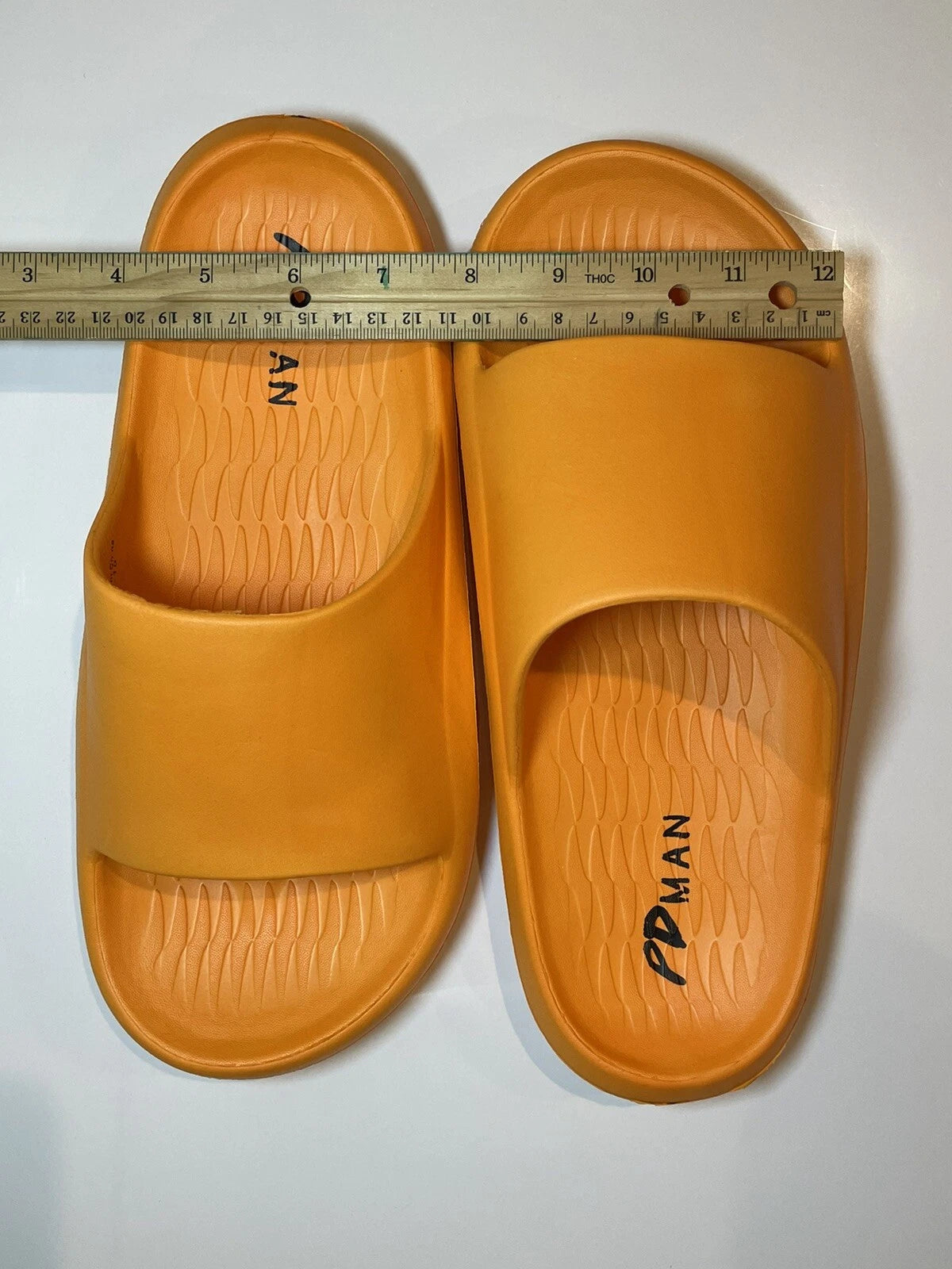 Men's sandals - Size 9 - Public Desire Fashion Pool Foam Sliders Orange - New