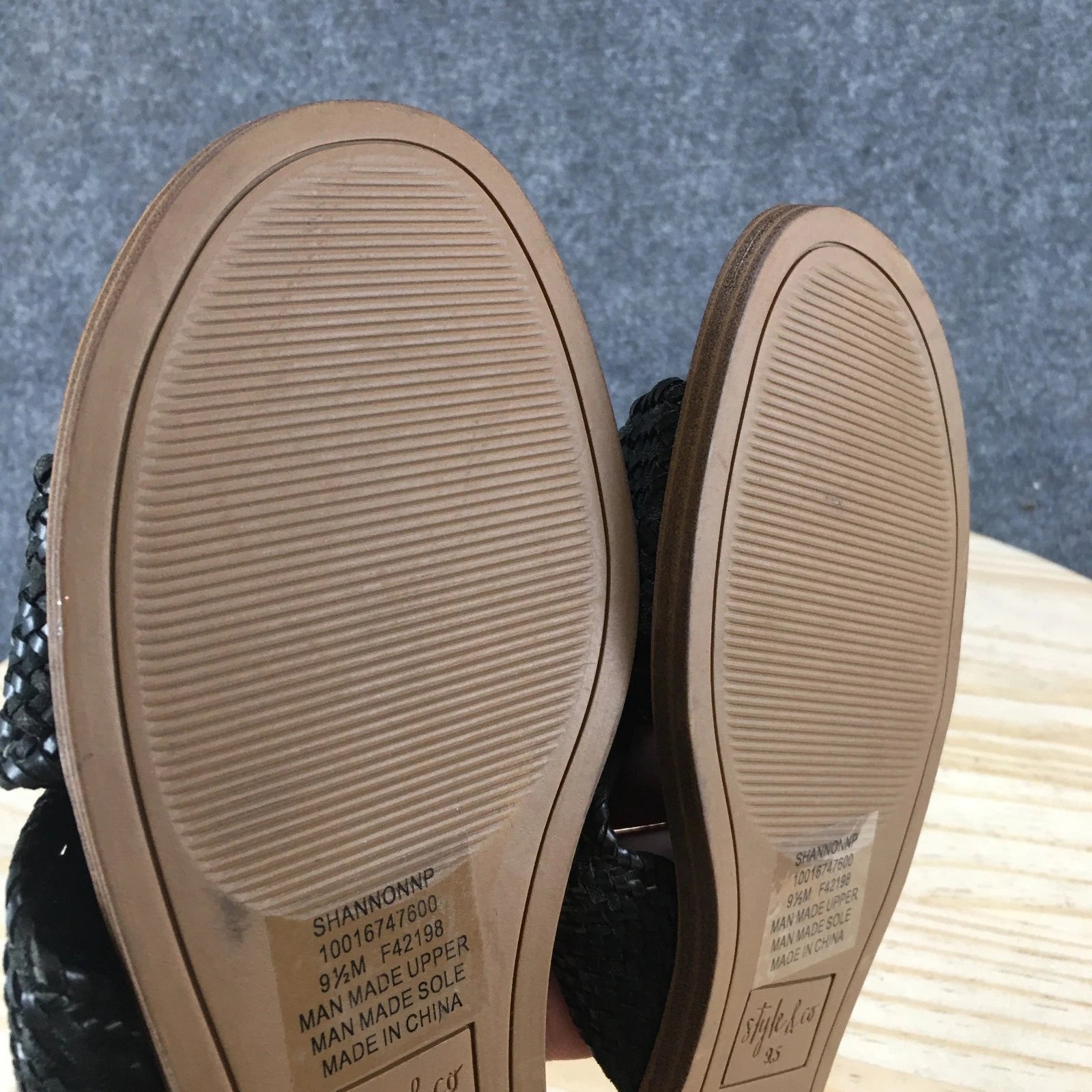 Style & Co. Sandals Womens 9.5 Shannonnp Slip On Slides Black Faux Leather NEW