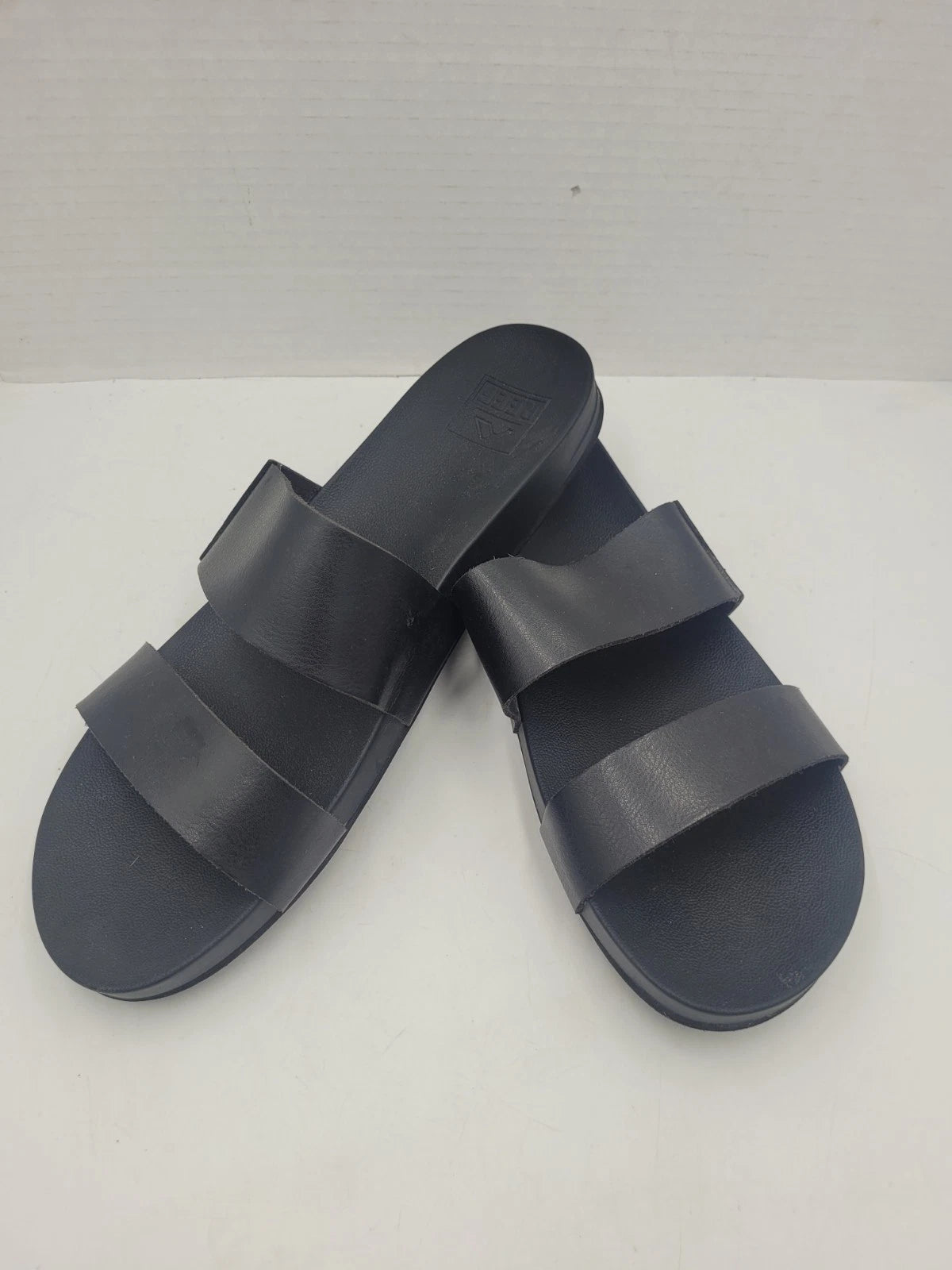 Reef Women's Cushion Vista Fashion Slide Sandal, Thick Strap Size 10