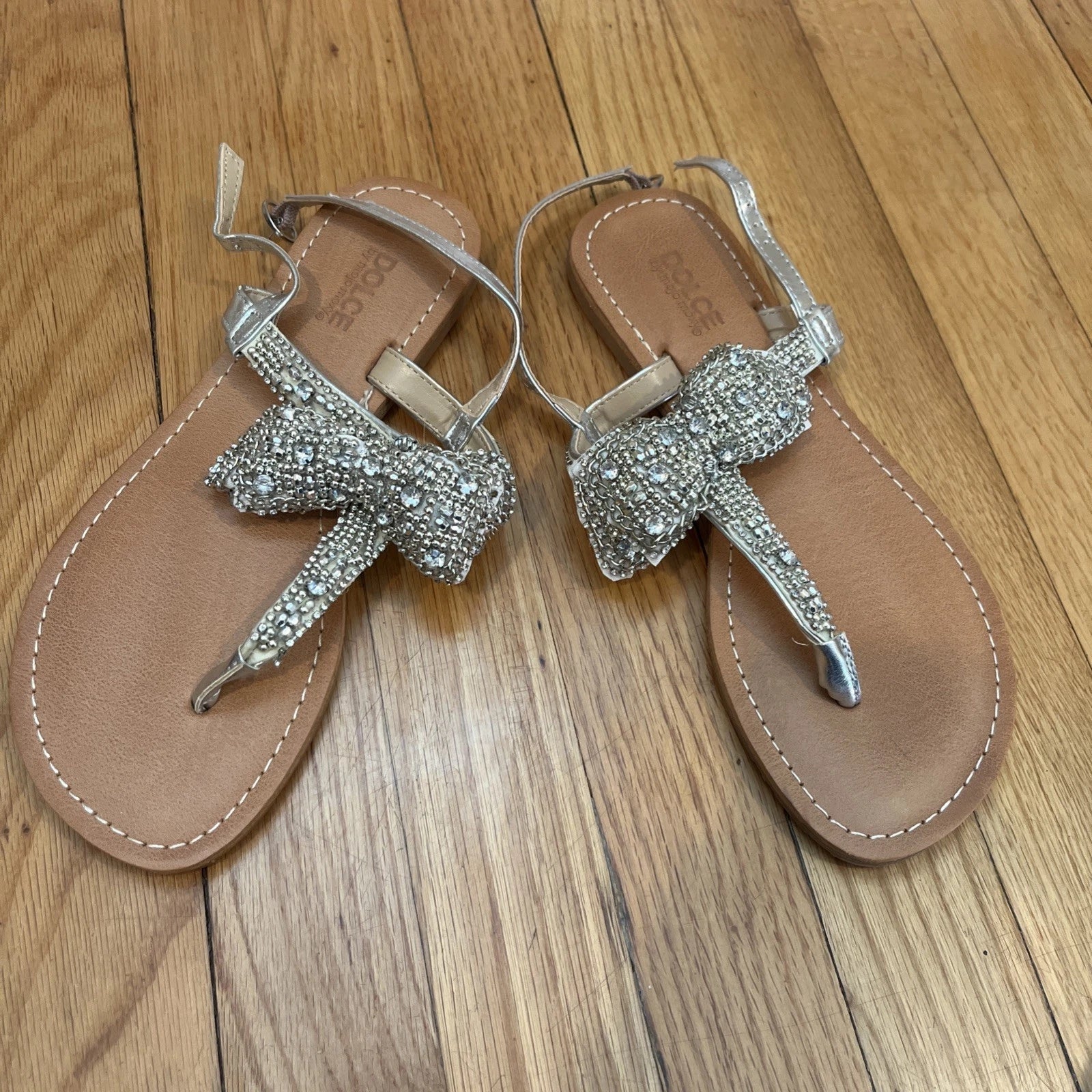Silver Big Bow Women’s Sandals Size 7.5 Women's Shoes Fashion