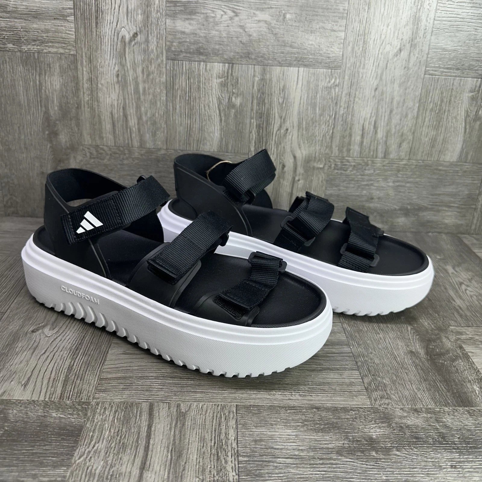 Adidas Women's size 10 Slyn Black Platform Sandals
