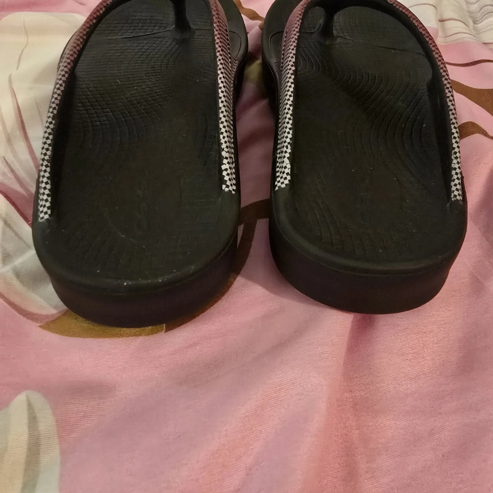 oofos womens 8 Ooriginal Sport Thong Slide New Style 39 EU