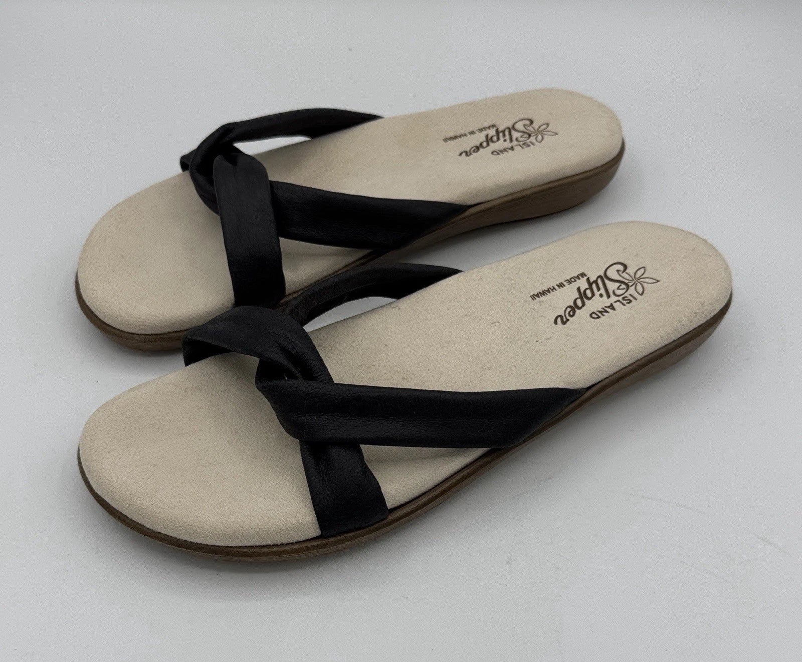 Island Slipper womens sandals black size 11 Hawaii.