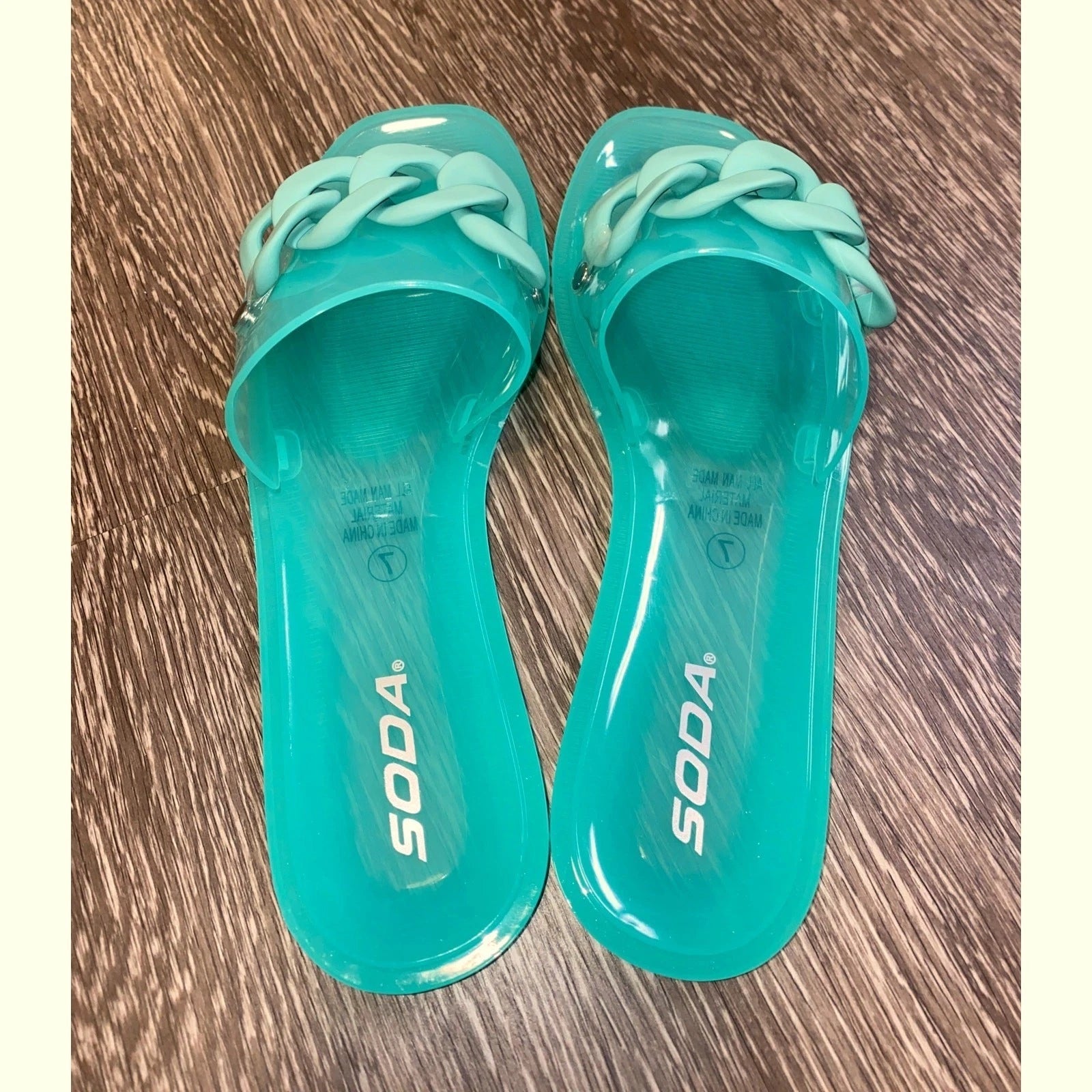New 7 Fashion Nova Pastel Mint Green Jelly Cuban Link Matte Slide Sandals