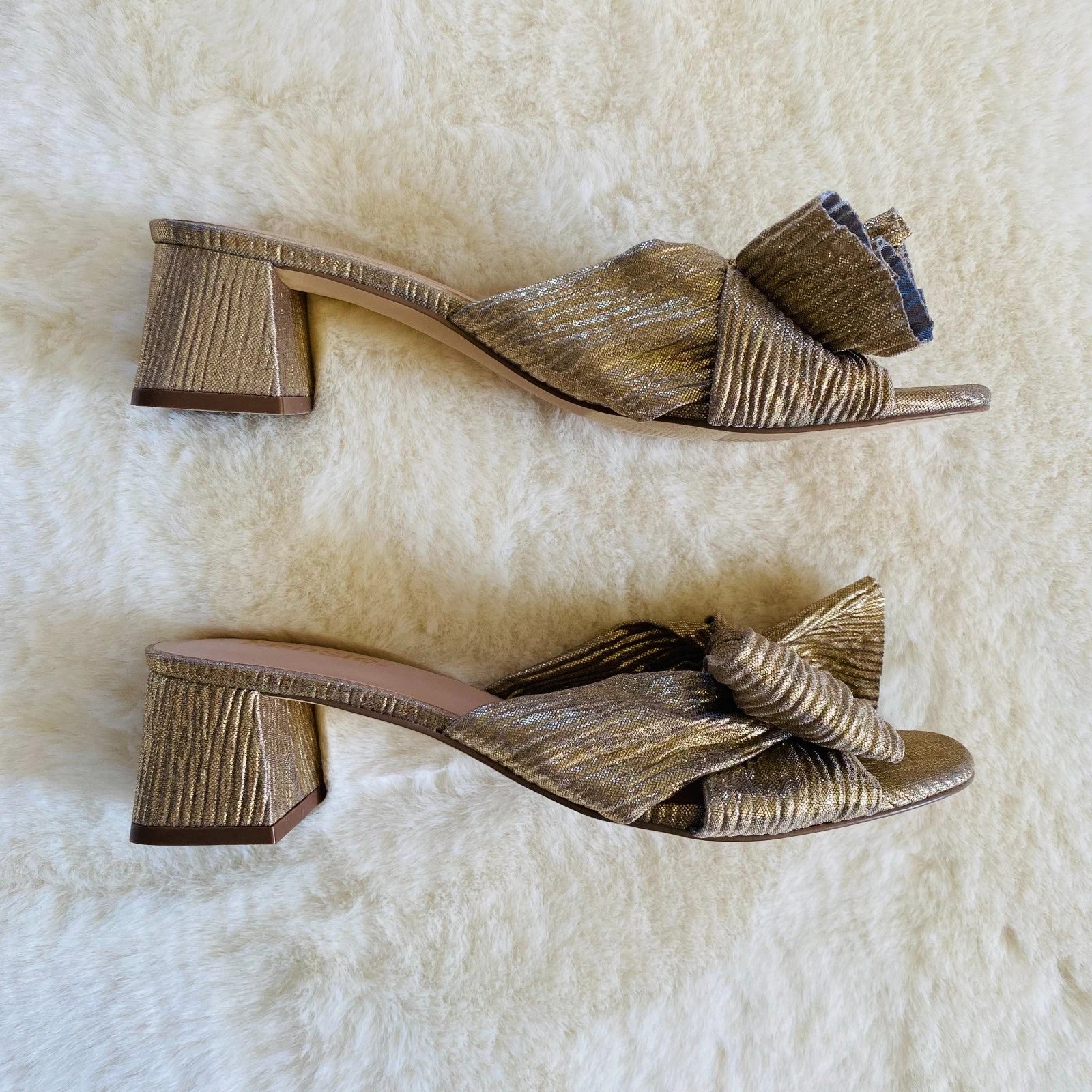 Kensie Urson Gold Foil Fabric Bow Block 2-inch Heeled Sandals Size 8 NEW Retro