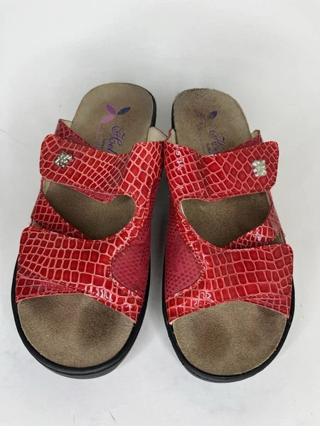 Helle Fashion Comfort Sandals Slides Wedge Heel Women Sz 38 US 7 Red Croc Spain