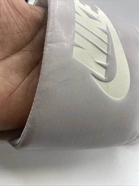 Nike Victori One Women's Slides  size 9 style C9677–008   Violet, Sail