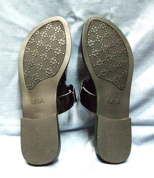 MIA Women's Black Patent Leather Thong Fashion Slides 8.5M New in Box