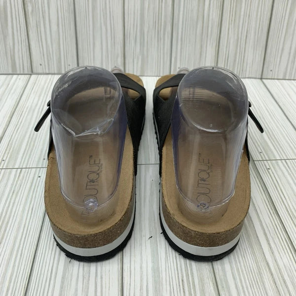 NWOB Boutique Beach Babe Black Metallic Buckle Sandals Women’s Size 7 Slip-On