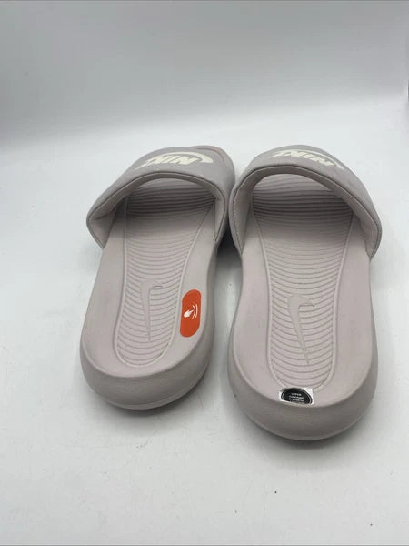 Nike Victori One Women's Slides  size 9 style C9677–008   Violet, Sail