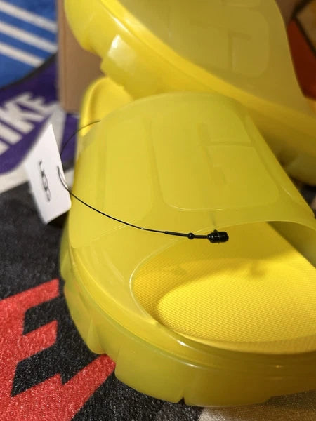 UGG Jella Clear Yellow Slides Size 8 Women’s