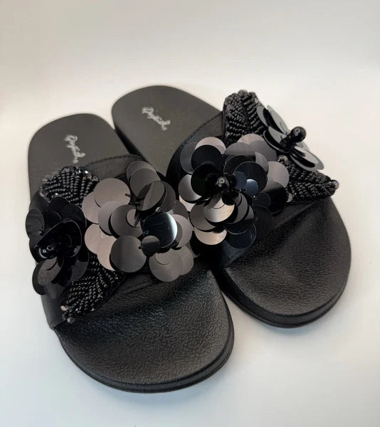 Qupid Women's Fashion Satin Black Flower Slides Sandals Flip Flops Sz 8 New!