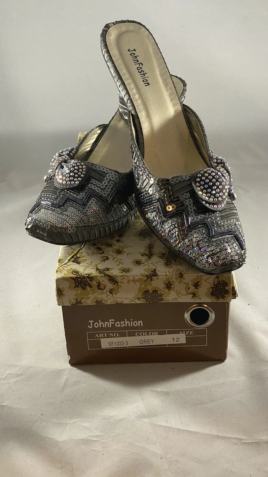 John Fashion Grey and Silver Jeweled Slides
