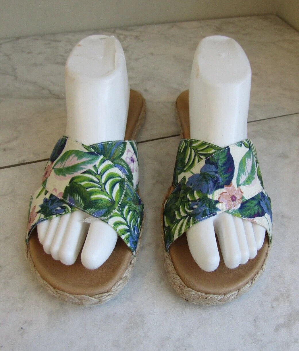 American Eagle Floral Cross Strap Multicolor Slides Sandal Shoes Women's Size 9