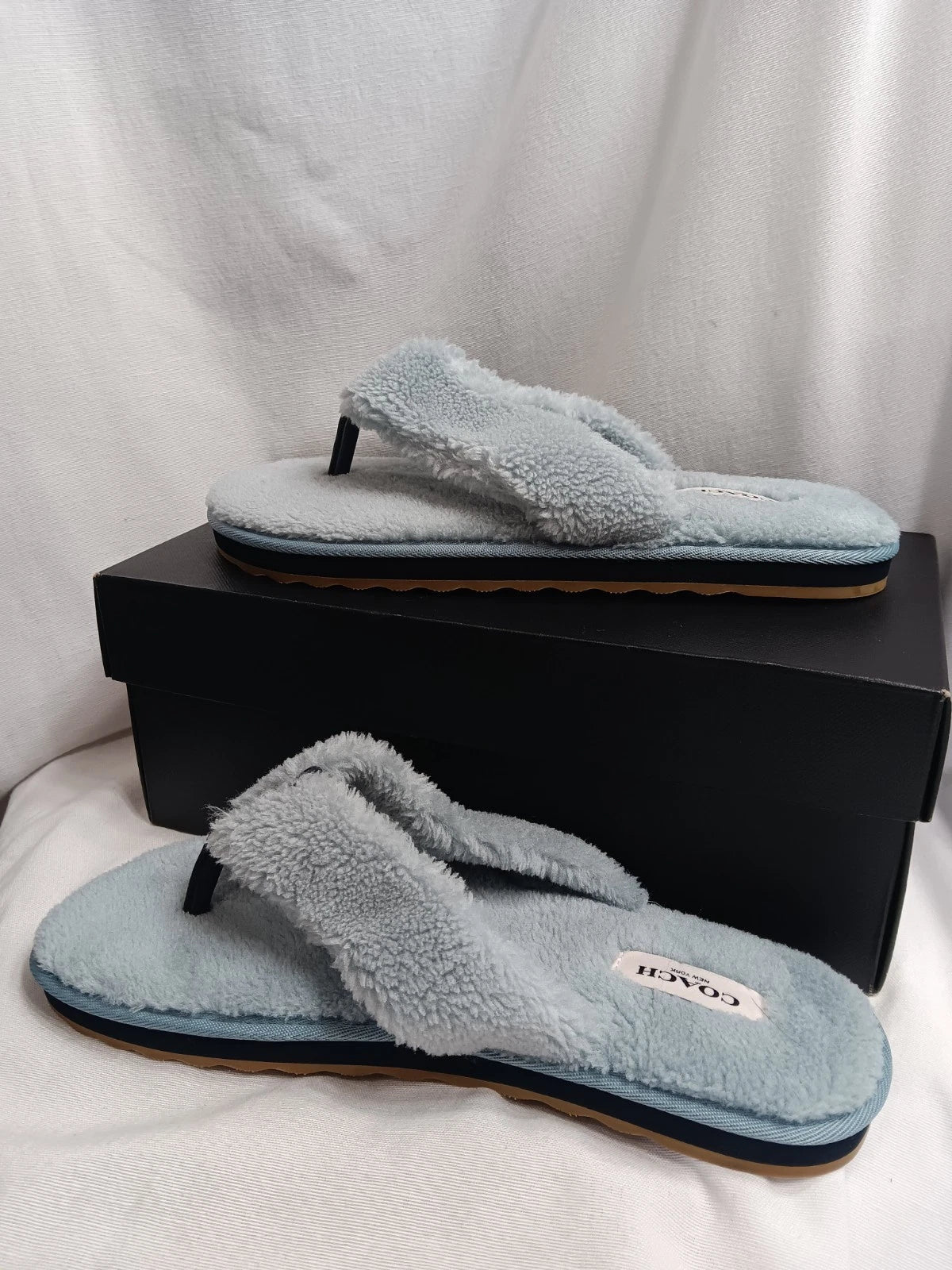 Coach Hampton Flip Flops Sandals 10 B Lt. Blue