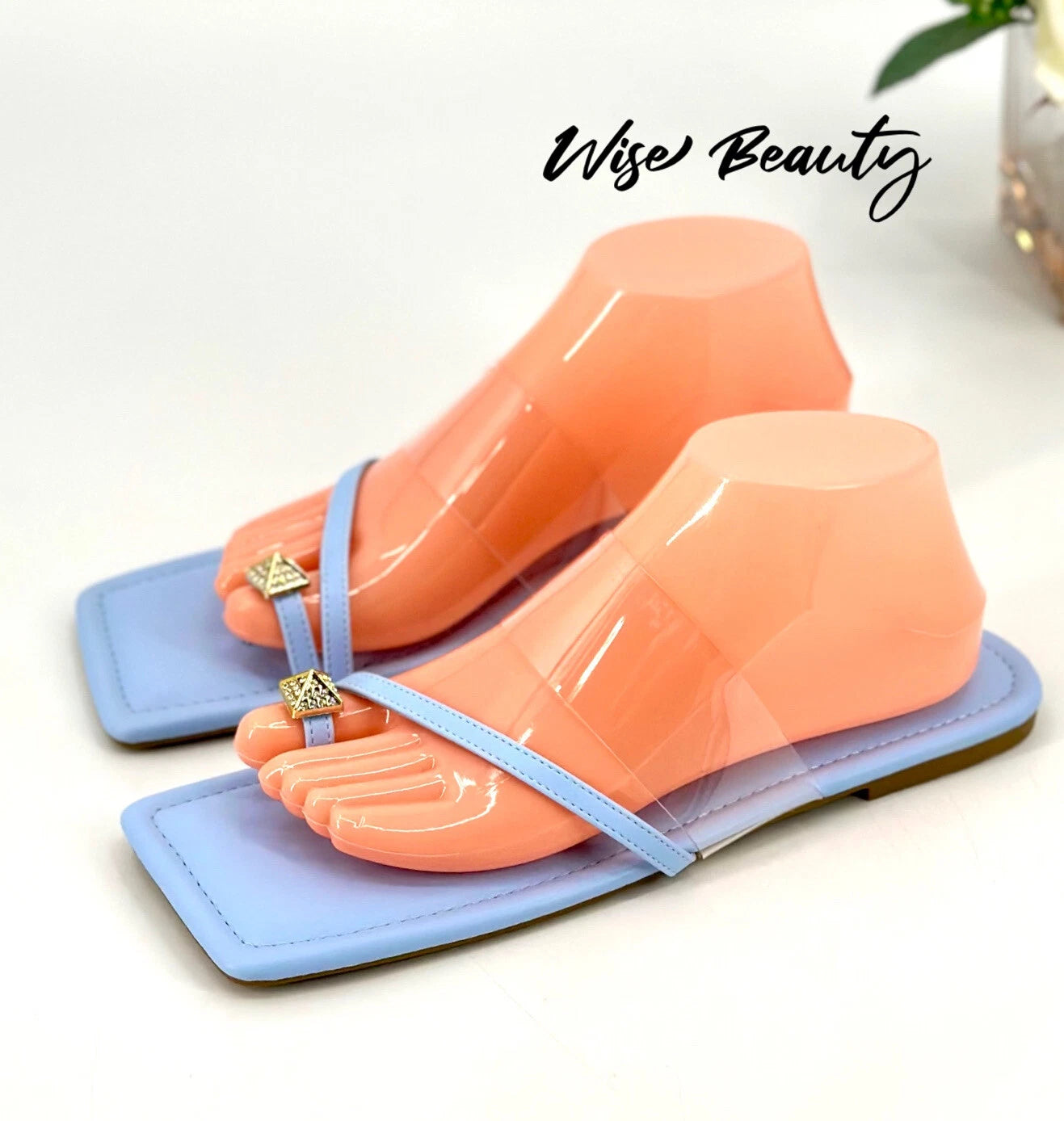 Cape Robbin Toe Ring Slide Sandals Women’s Size 9 Flats Blue Clear Gold NEW