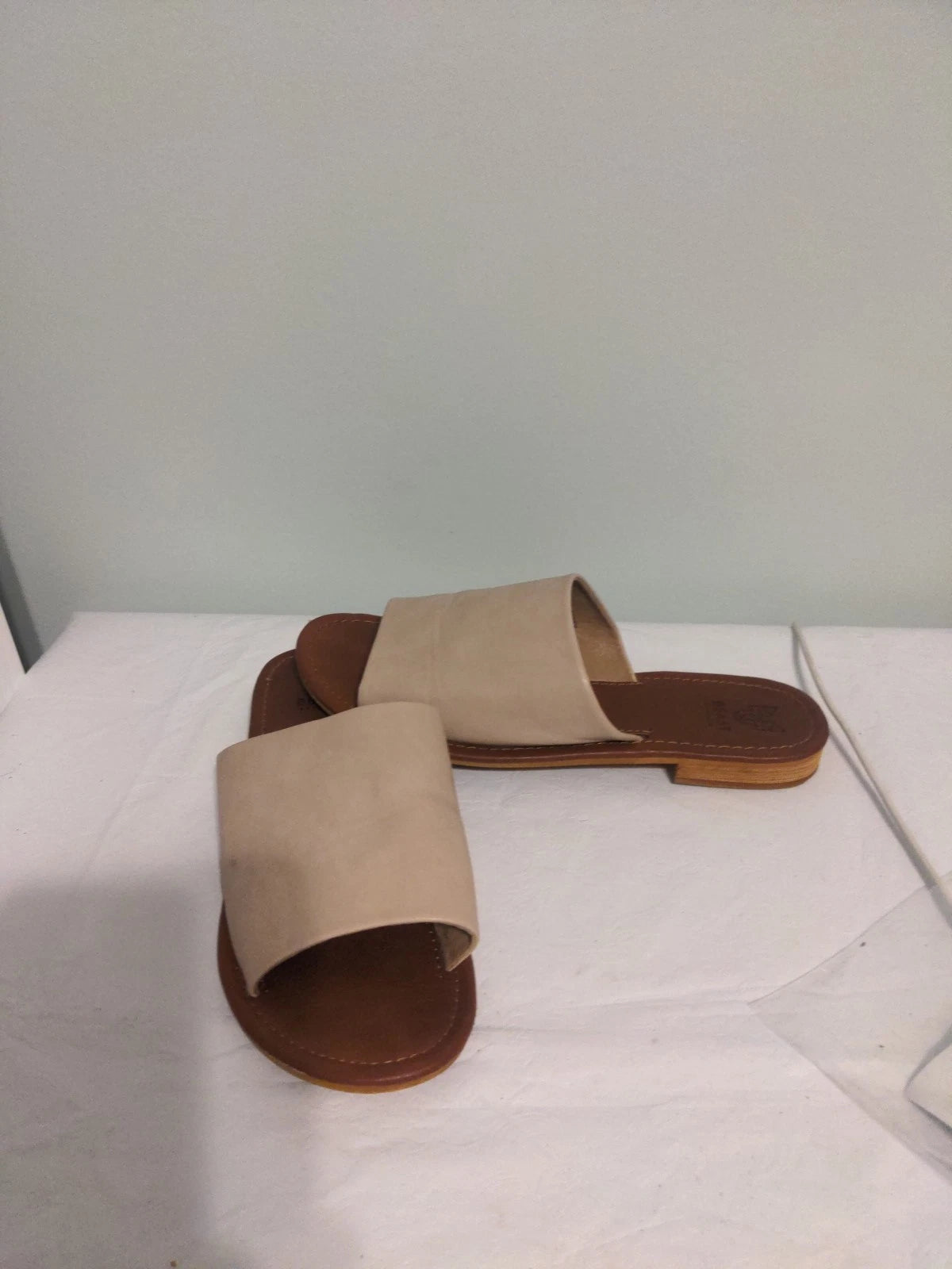 Beast Fashion Leather Slide Sandals Blush Color  Size 10