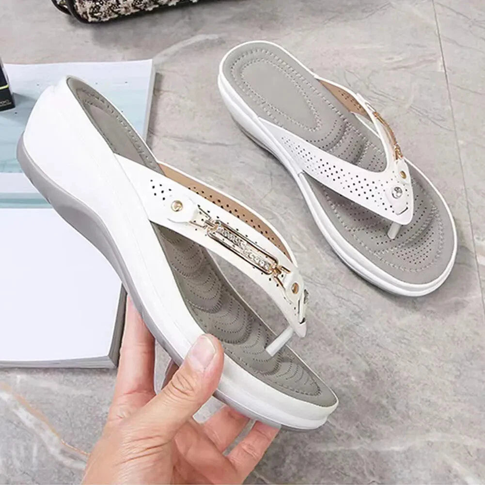 2025 New Fashion Slides Non-Slip Shoes Beach Sandals Leisure Flip Flops Open Toe