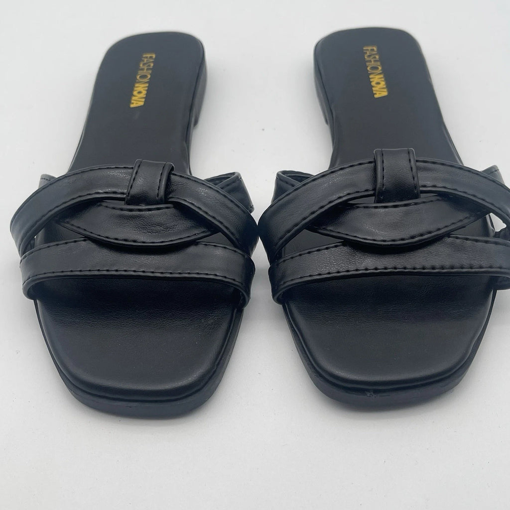 Fashion Nova Black Fact Leather Flint Woven Strap Slide Sandals Women's Size 8
