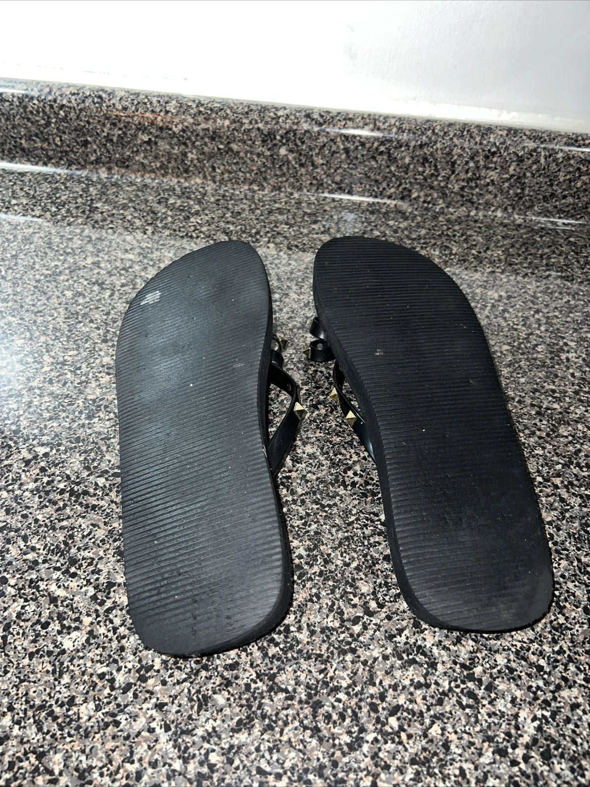 Fashion Nova Woman’s Sandals . Size 9.