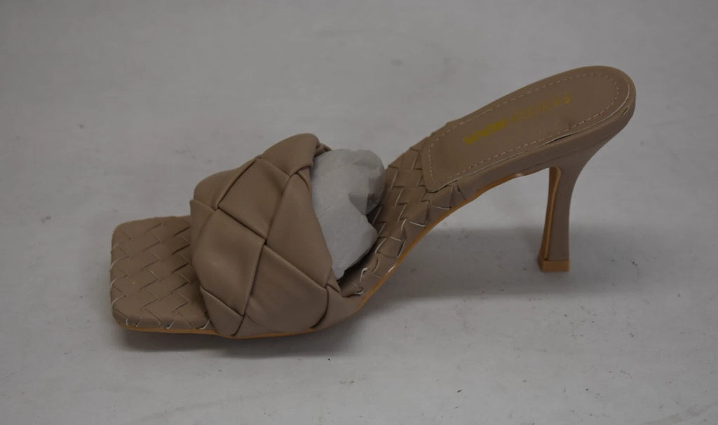 Fashion Nova Waveit Slip On Heel Sandals Nude Braided Strap Womens Sz 7