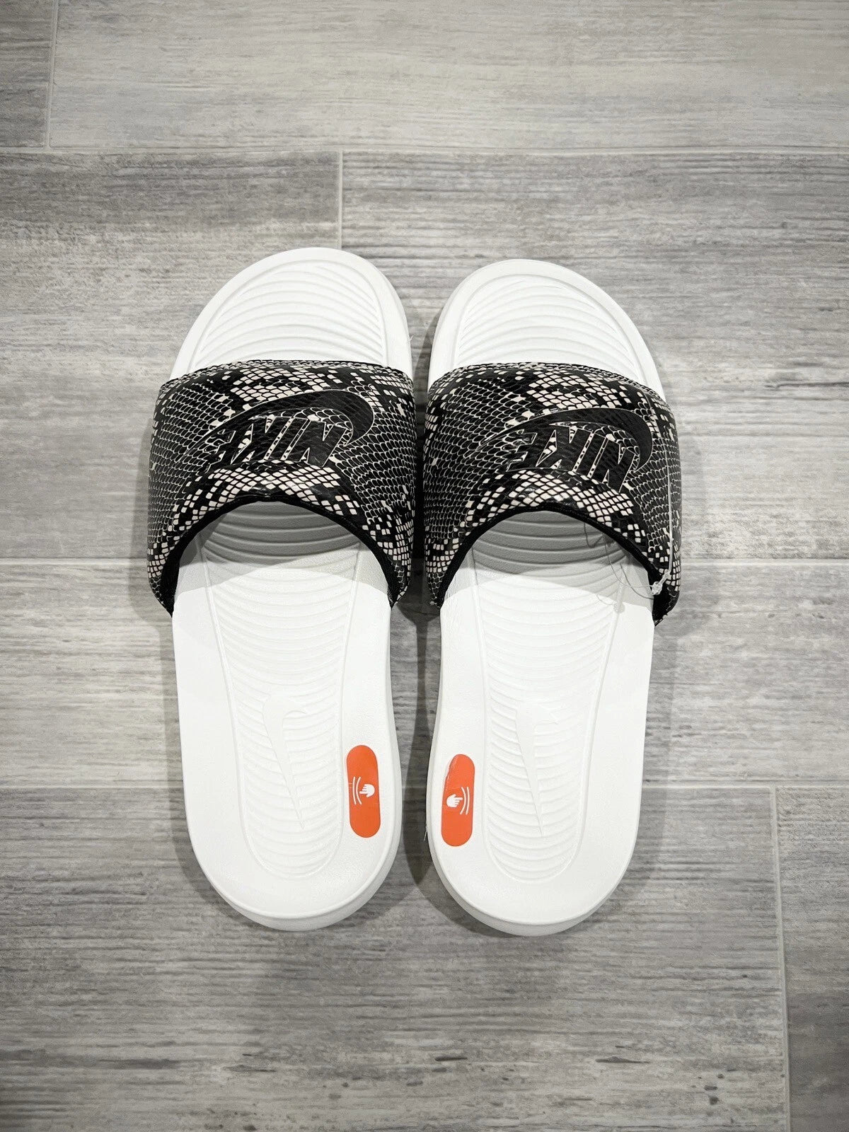 Women's Nike Victori One Slide Style: Desert Sand/Black/White Womens Size 11