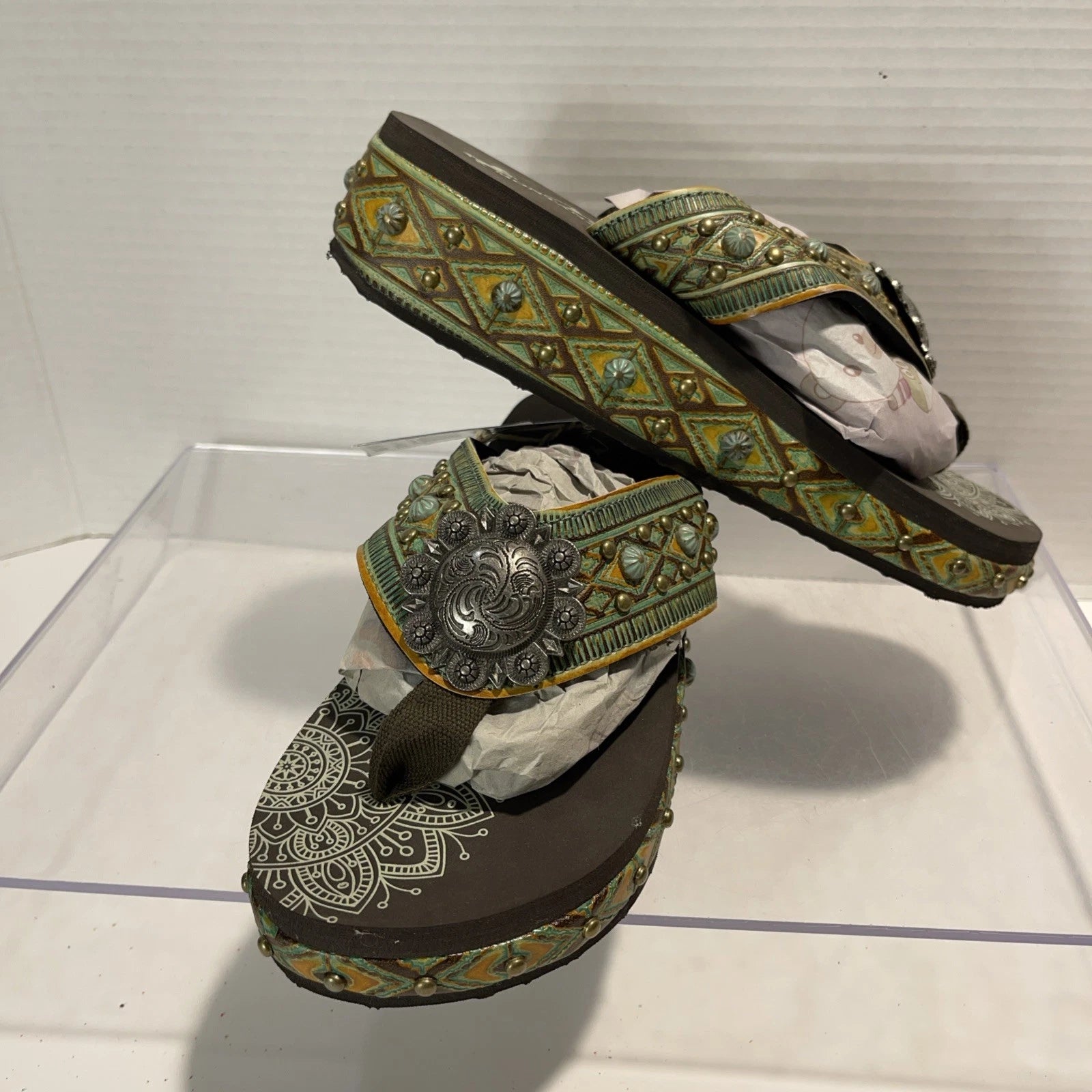 Montana West Green/Brown Embossed Studs Western Style Wedge Sandals Sz8-8.5