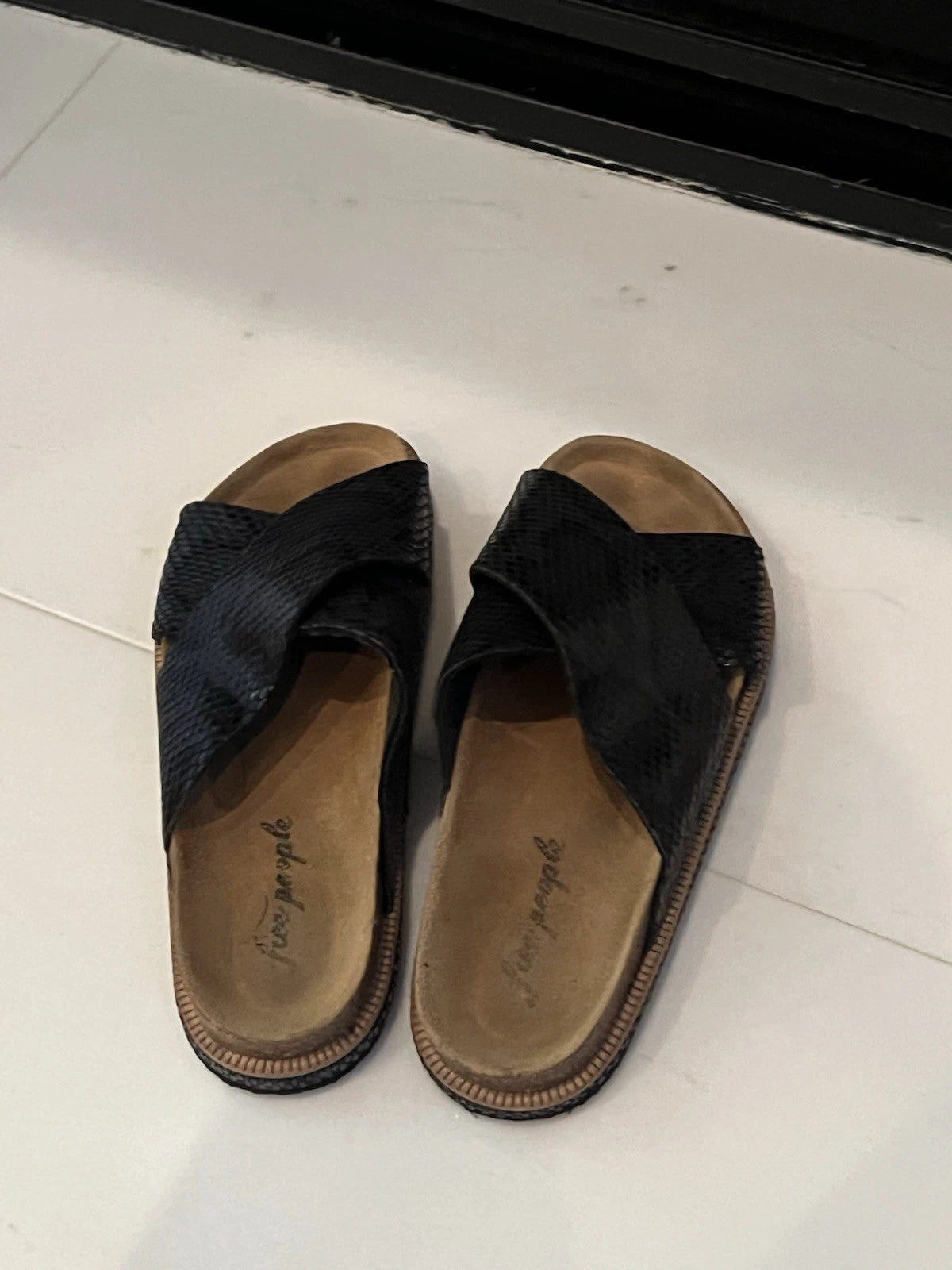 Free People Women’s Slides , Sandal , Snake Skin Style Size 39 Spain