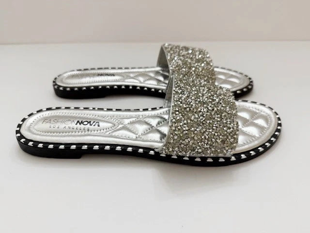 Fashion Nova Let Me See You Glitter Slides in Silver Women's Size 11 NIB
