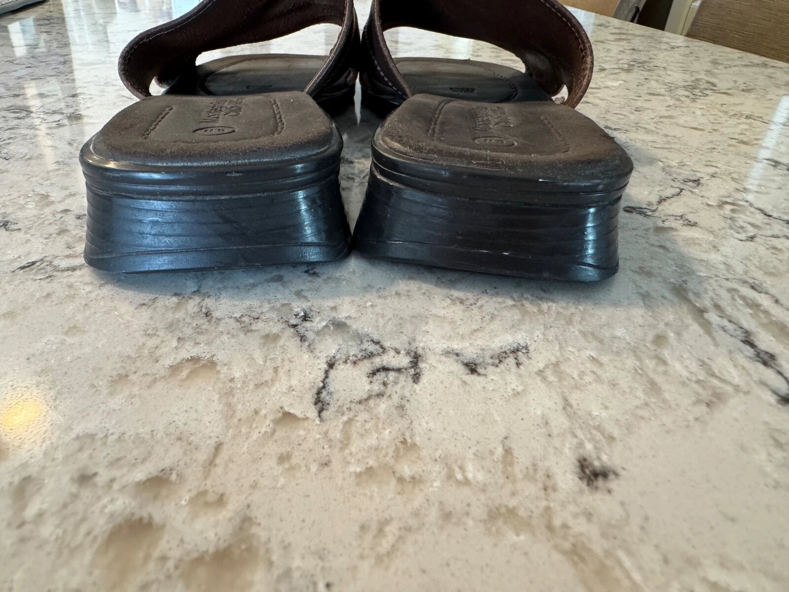 Vtg Montego Bay Club Leather Slides Sandals Brown Womens Sz 8W Wide Shoes
