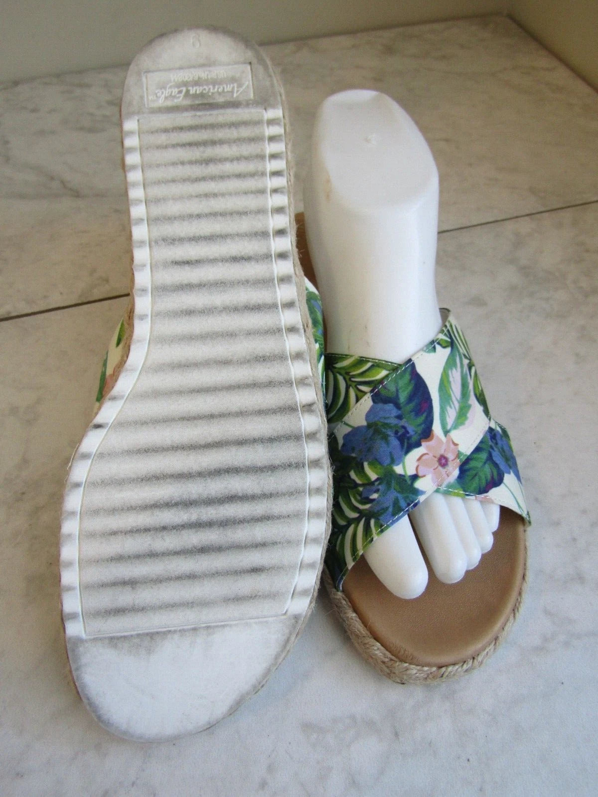 American Eagle Floral Cross Strap Multicolor Slides Sandal Shoes Women's Size 9
