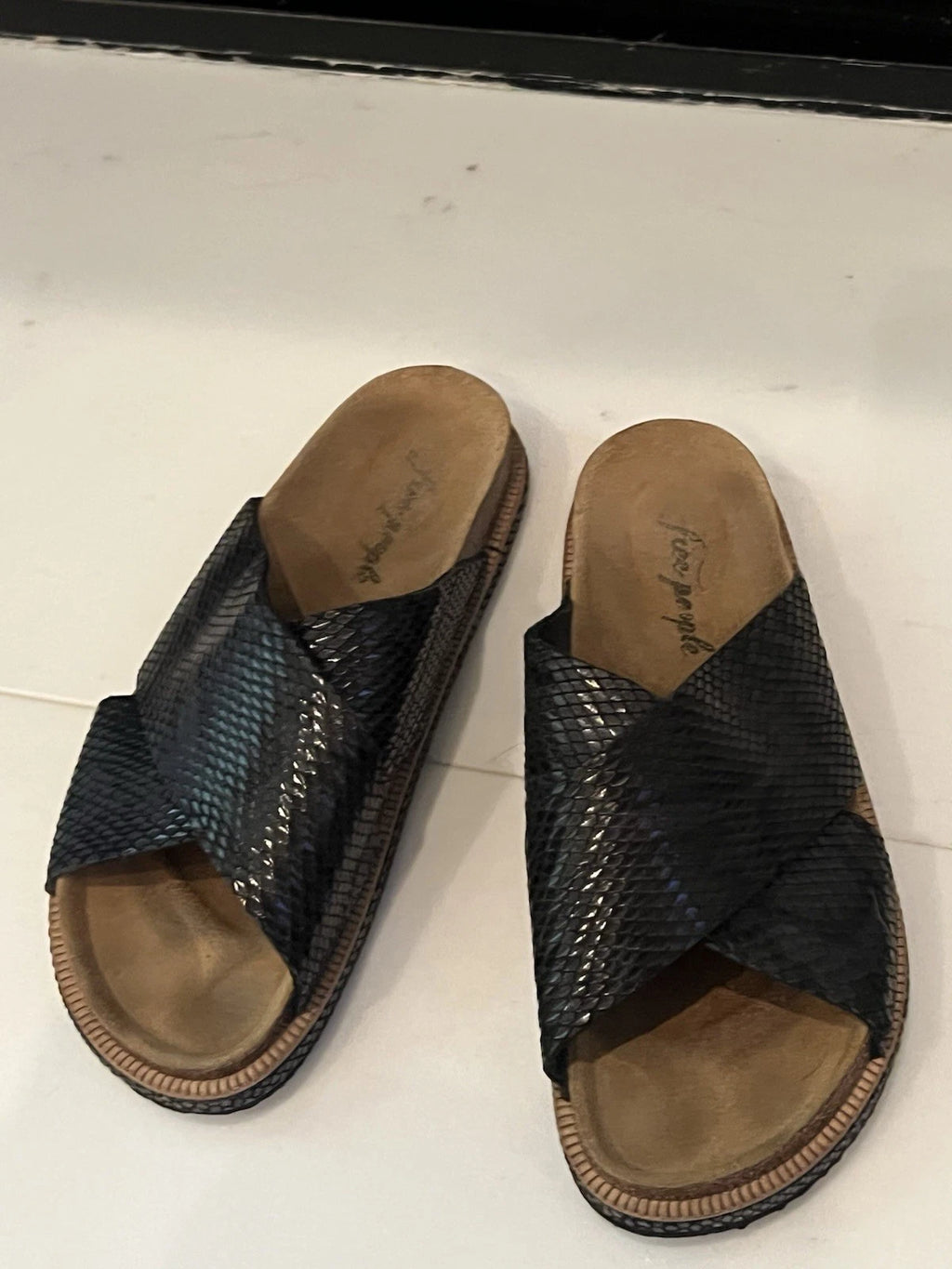 Free People Women’s Slides , Sandal , Snake Skin Style Size 39 Spain