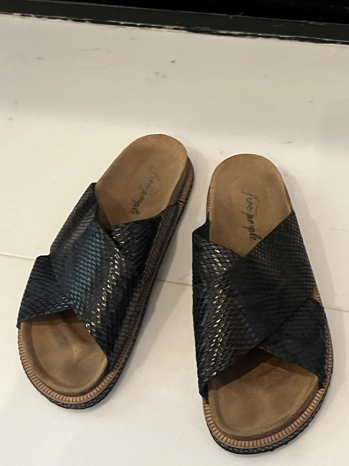 Free People Women’s Slides , Sandal , Snake Skin Style Size 39 Spain
