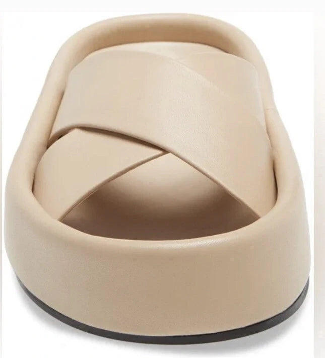 Frame  Le Laurel Oatmeal Leather Platform Slide Sandal Size 38.5 / US 8.5 $398