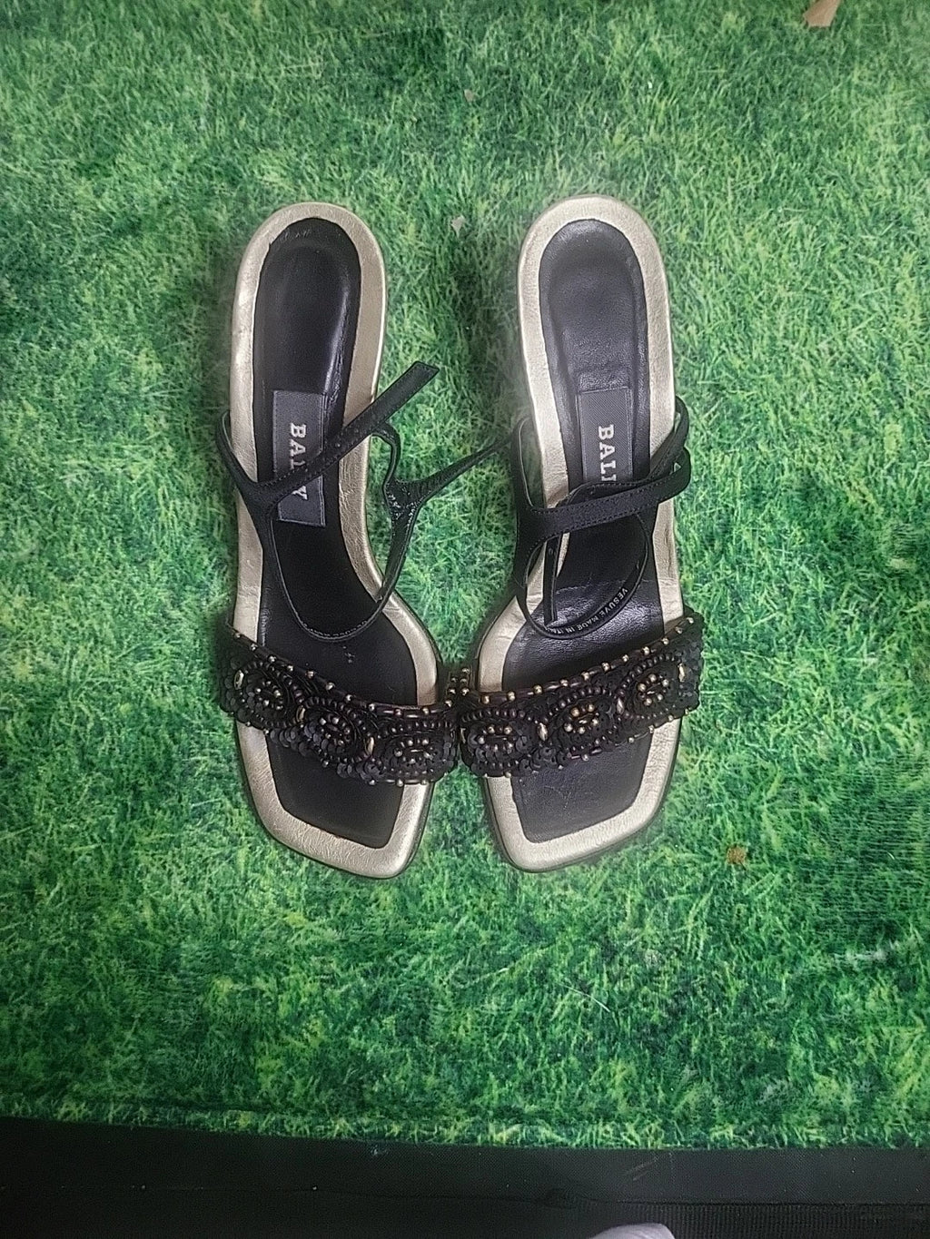 BALLY BlackGolden Metallic Leather Flower Slide Kitten heel Peep Toe Size 6.5 US