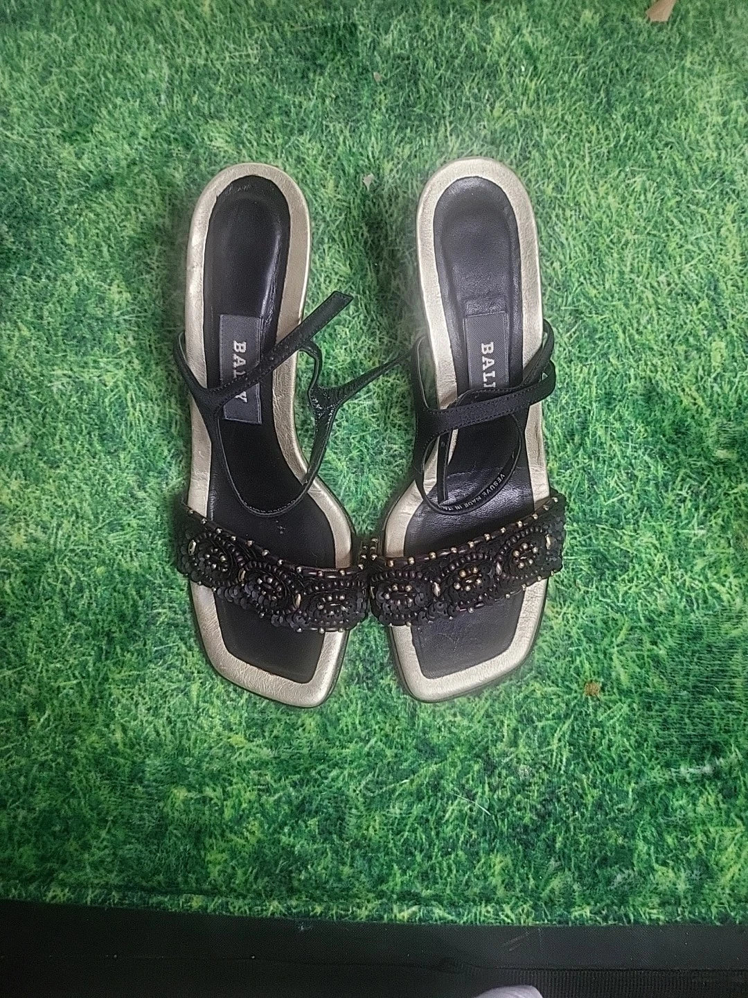 BALLY BlackGolden Metallic Leather Flower Slide Kitten heel Peep Toe Size 6.5 US