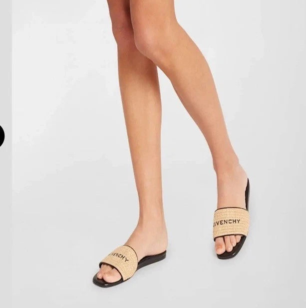 GIVENCHY 4G EMBROIDERED LOGO RAFFIA AND BLACK LEATHER SLIDE SANDALS SZ 40.5 NEW!