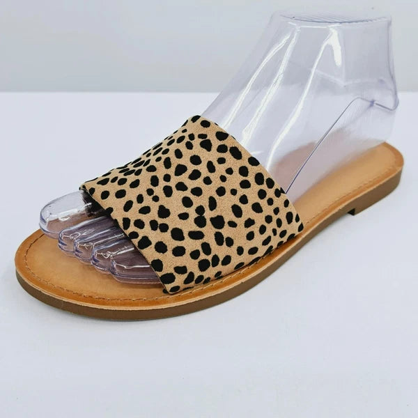Soda Efron Cheetah Print Slide Sandals 6 Brown Black Tan Faux Suede Fabric Flats
