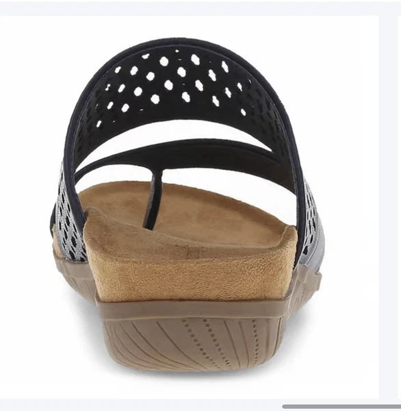 Baretraps Juny Sandals Navy Blue Women's 8 M Lightweight Comfort Toe Strap NEW