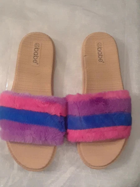 New ladies  FASHION fAUX FUR   slides beach furry sandals